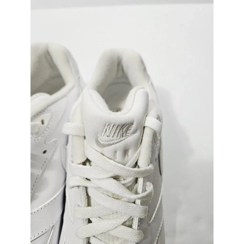 Nike Air Essential Mens Athletic Shoes Size 12‎ Crisp White Uncreased